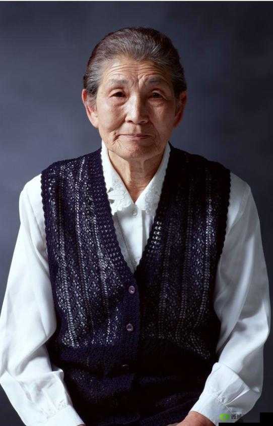 你看你奶奶:啵啵那么大的奶奶