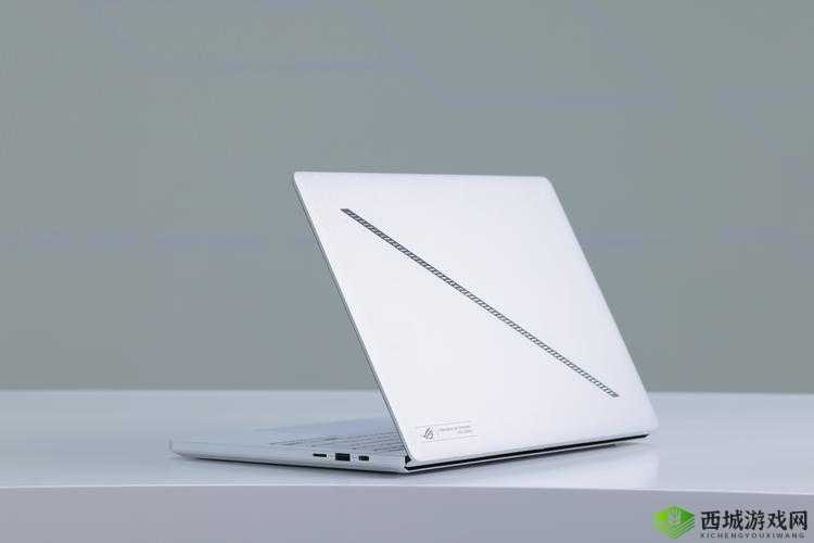 18 岁 MacbookPro:青春的科技伙伴