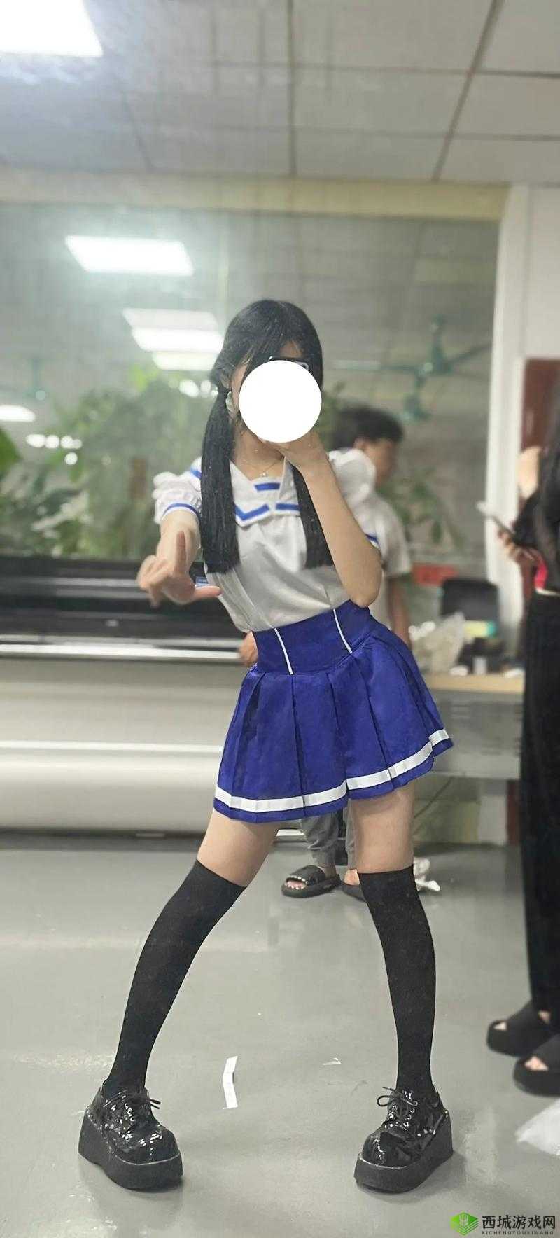 从校服衣袖看到葡萄的困惑引发思考