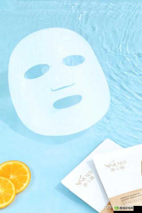 野外一面膜上边一面膜下边:独特的景象