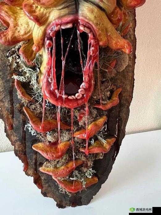 玩家母亲制作美末循声者雕塑：母爱与游戏的交织