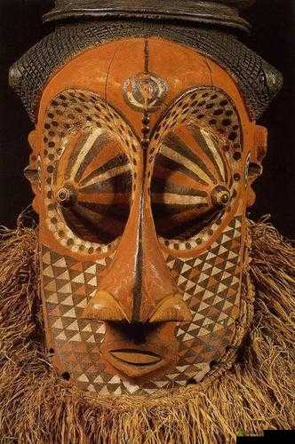 非洲 BBOOMBBOOM:神秘的力量象征