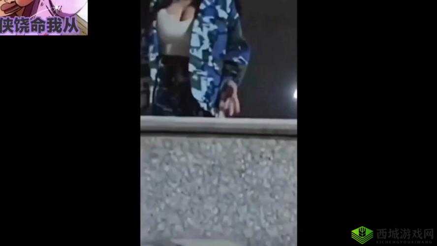 军训大白兔蹦出来了突然火爆起来了:背后原因引人好奇