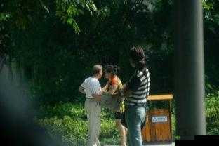 老人做交易森林 300:背后的秘密