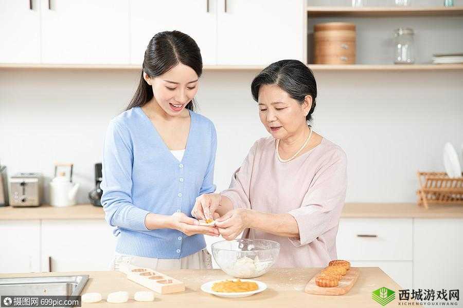 妈妈女儿齐上阵共做月饼：温馨时刻的甜蜜传承