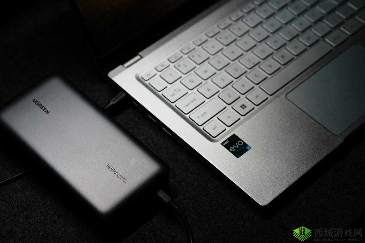 十九岁MacBookPro 高清完整版：青春的科技伴侣