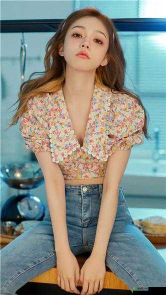 已满十八岁从此进入戴好耳机：开启新征程