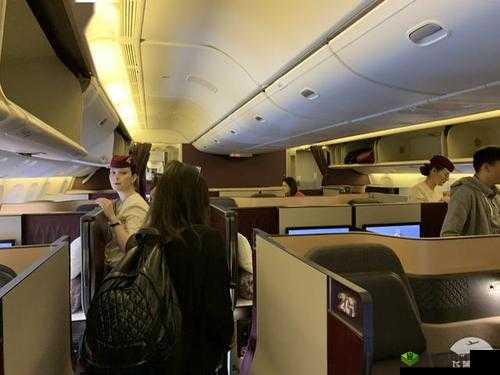 头等舱客服的特殊待遇 2：尊贵服务的极致体验