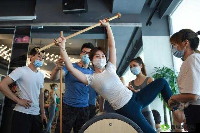 疯狂健身课李欣笔趣:燃爆健身之旅