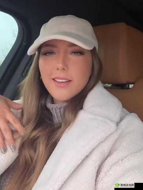 eminem 女儿 Whitney：音乐才女的成长之路