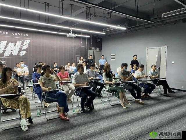 涓闈浜蹭笂杈逛竴闈㈣啘涓嬭竟鐨勬棩蹇：相关解读