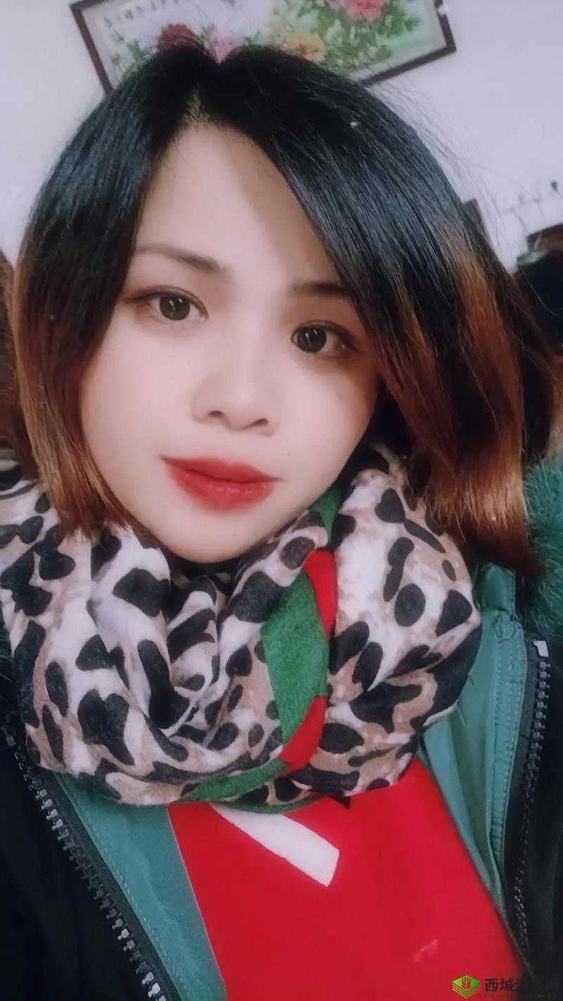 色 999777：独特的组合