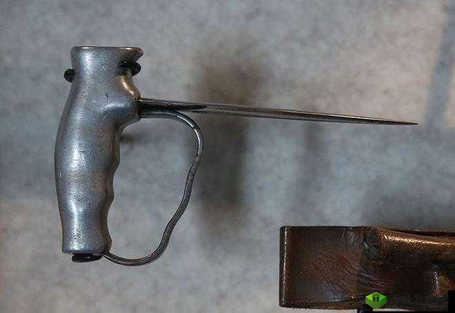 暴躁老阿姨最强武器推荐:实用武器大揭秘