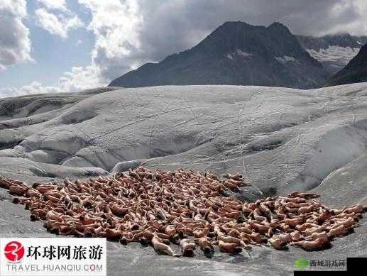 人体艺术摄影午夜剧场：探索未知的艺术世界