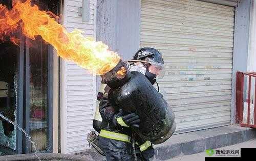 消防员双龙武汉浩哥视频：英勇事迹震撼人心