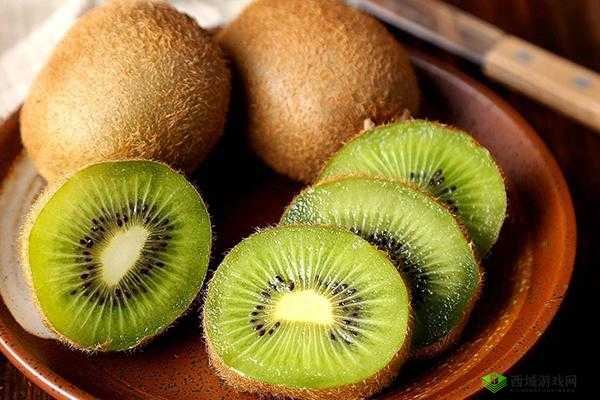 草莓榴莲丝瓜绿巨人秋带来作品丰富且多样