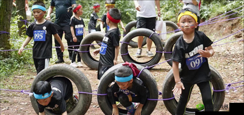 男女上下供 120 秒：独特的体能挑战