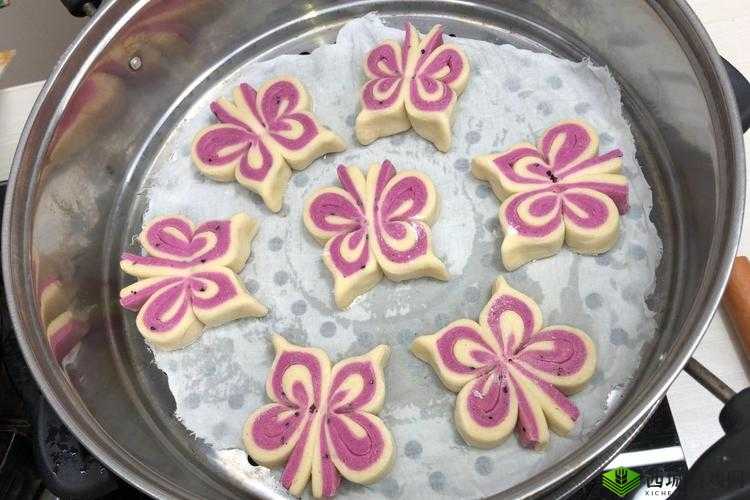 鲍鱼、一线天、蝴蝶馒头：令人垂涎欲滴的美食