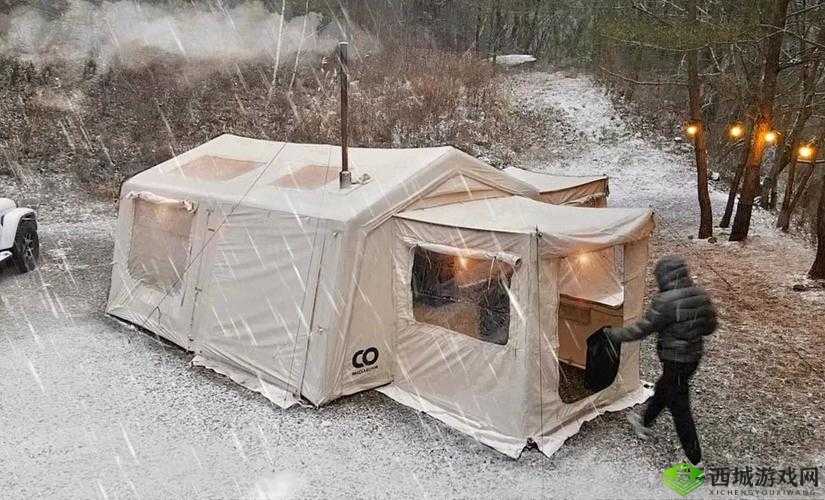 双人帐篷冬季野外露营帐：温暖舒适的野外住宿选择