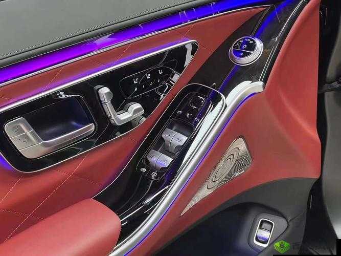 AAAA 级毛皮最火的一句透露了中文社区开放信息：全新解读