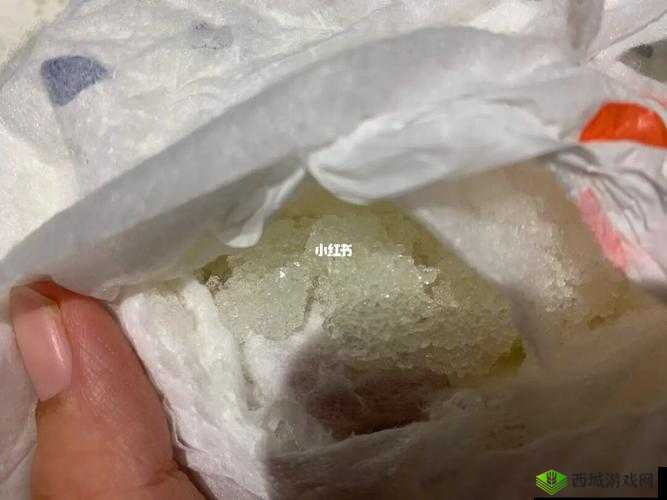 小兄弟里面有白色物质怎么回事：探究其原因