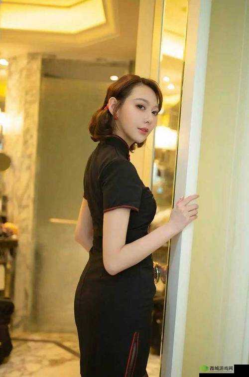 熟女肥逼:成熟韵味与丰满之美