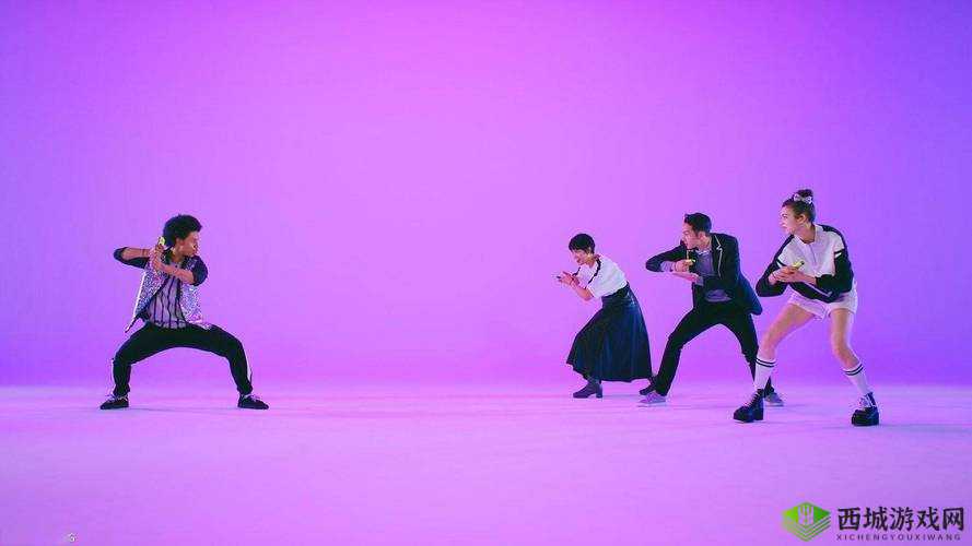 及时行乐 1V2:一场激情派对