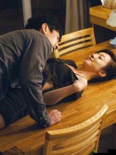 激情一夜:神秘租客的特殊要求