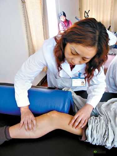 王姨的肥逼口活：极致享受