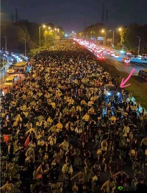 今天晚上让你哭着喊停小车：到底发生了什么