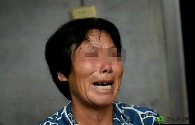 农村老妇乱 69 网引发的争议