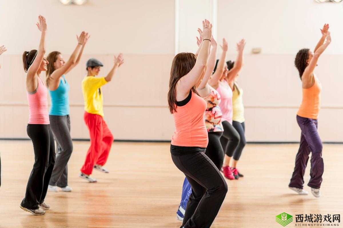 舞蹈女生助男生释放压力