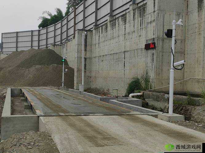 《火箭飞人》道具深度解析：驾驶器的核心功能与特点揭秘