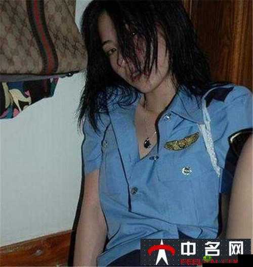 张柏芝吃鸡照艳全集：香港女星的性感瞬间