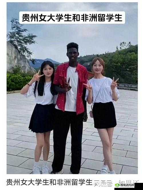 特大黑人与娇小亚洲女的奇妙组合