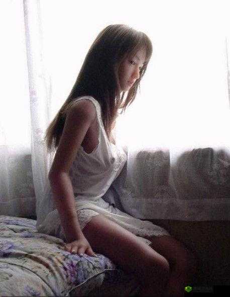 白丝 jk 被后入操逼:羞耻与快感交织的秘密