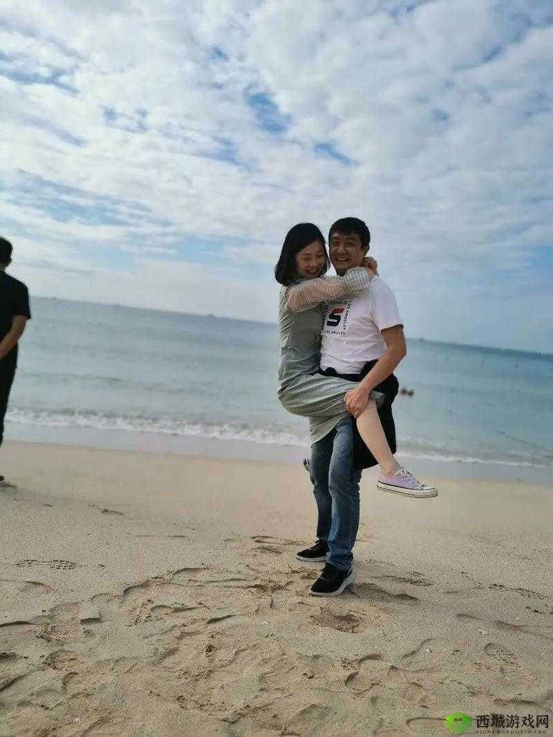 老少配性视频:跨越年龄的激情与浪漫