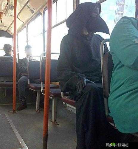 坐公交车最后一排跟陌生人做:一段未知的特别旅途