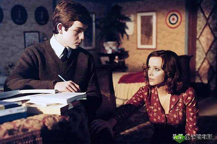 激情图片乱伦小说:禁忌之恋背后的伦理挣扎