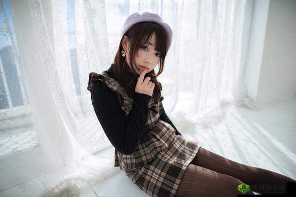 白丝 JK 被后入操逼的刺激场景详细描述