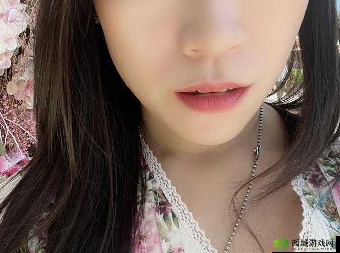 YSL 蜜桃色 6696 绝美唇色魅力无限