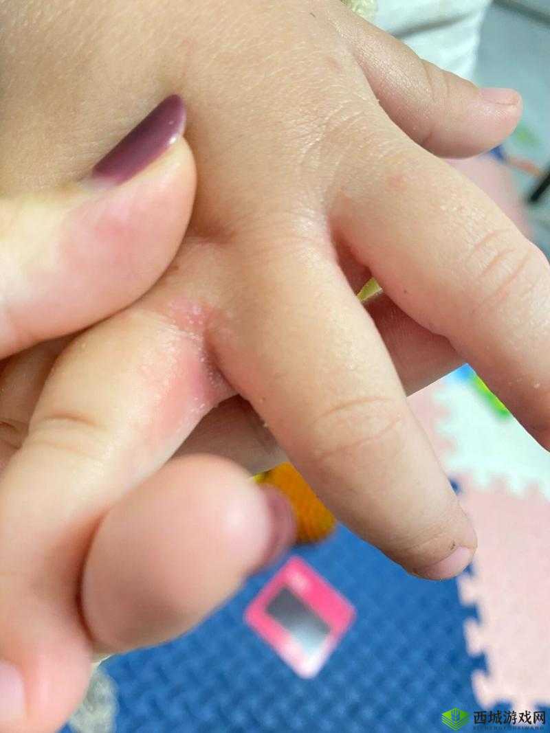 手指划入缝隙挖水：探寻隐藏在细微动作背后的秘密