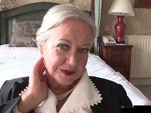 欧美老妇另类 XXX 的独特魅力:探索未知的世界