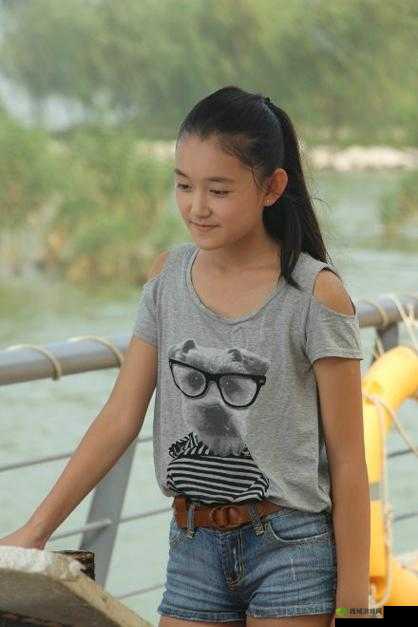 女班长露奶:学校的尴尬事件