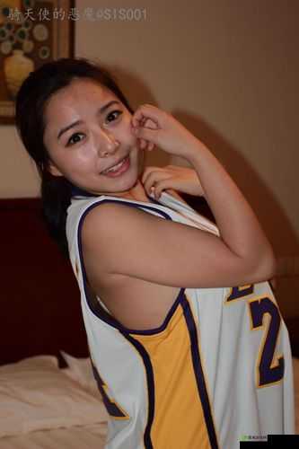 国模超大尺度私拍:挑战道德与法律底线