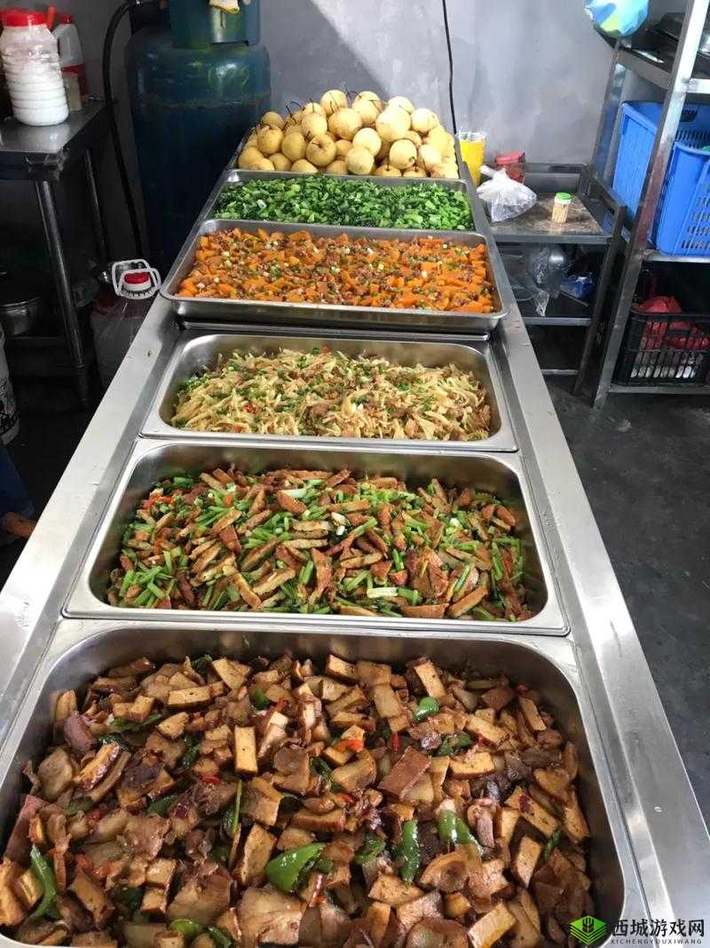 公司员工味道:中字强多人为我们带来的别样体验