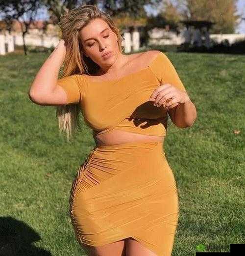 99 国精产品灬源码:优势尽显,身材一览无余