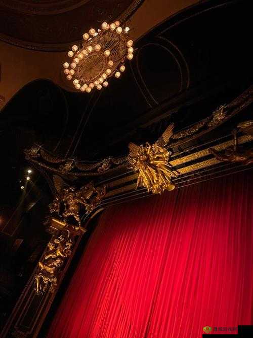 魅影旧版本:揭秘隐藏在岁月中的神秘往事