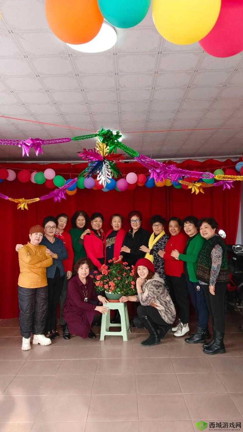 四十岁老阿姨聚会:时光不老我们不散