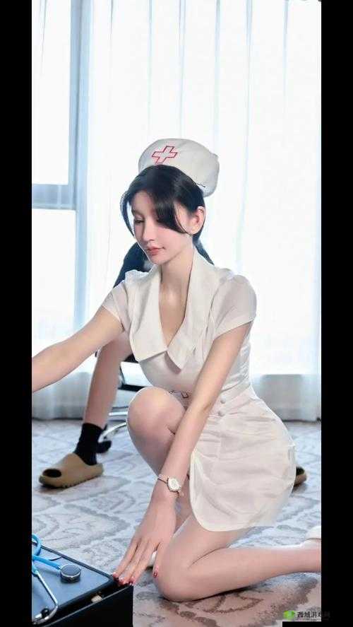 国产粉嫩护士第一次:青涩的白衣天使